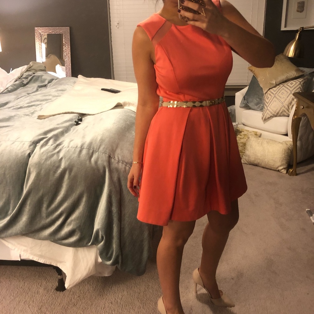 Bebe dress